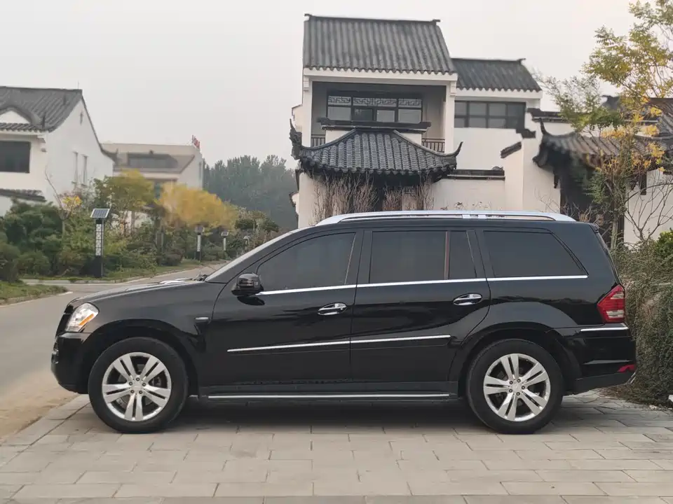 Mercedes-Benz GL grade