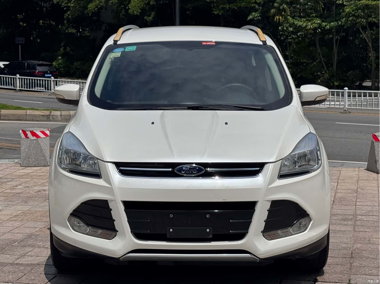 Ford Kuga, 2016 2
