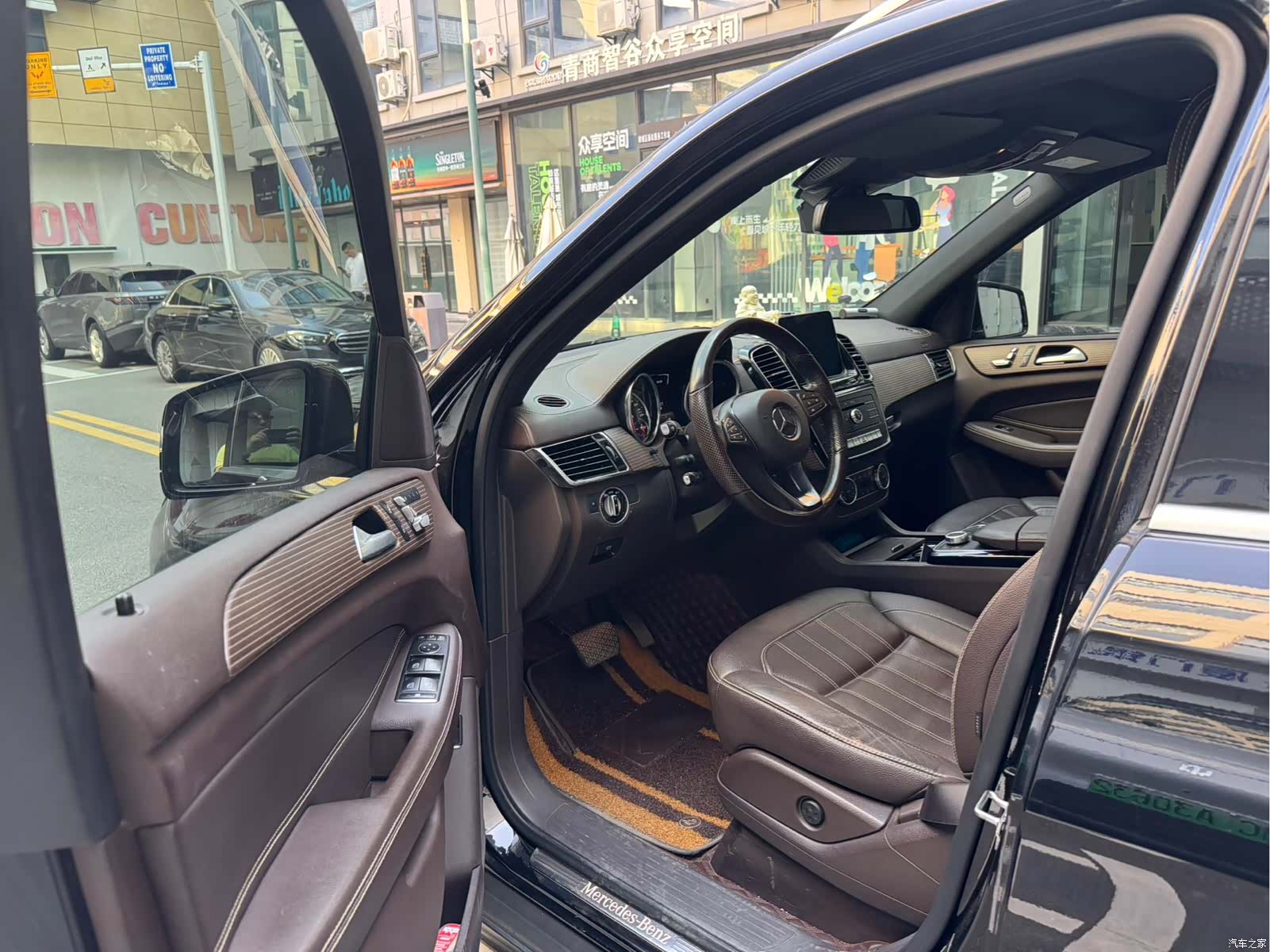 Mercedes-Benz GLE, 2018 4