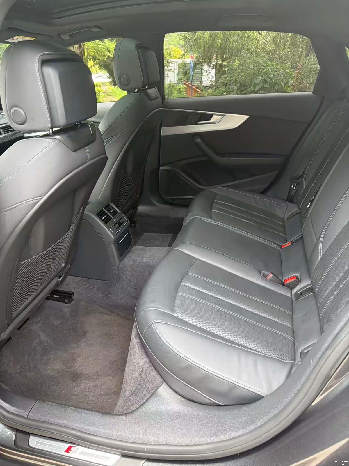 Audi A4L, 2021 6