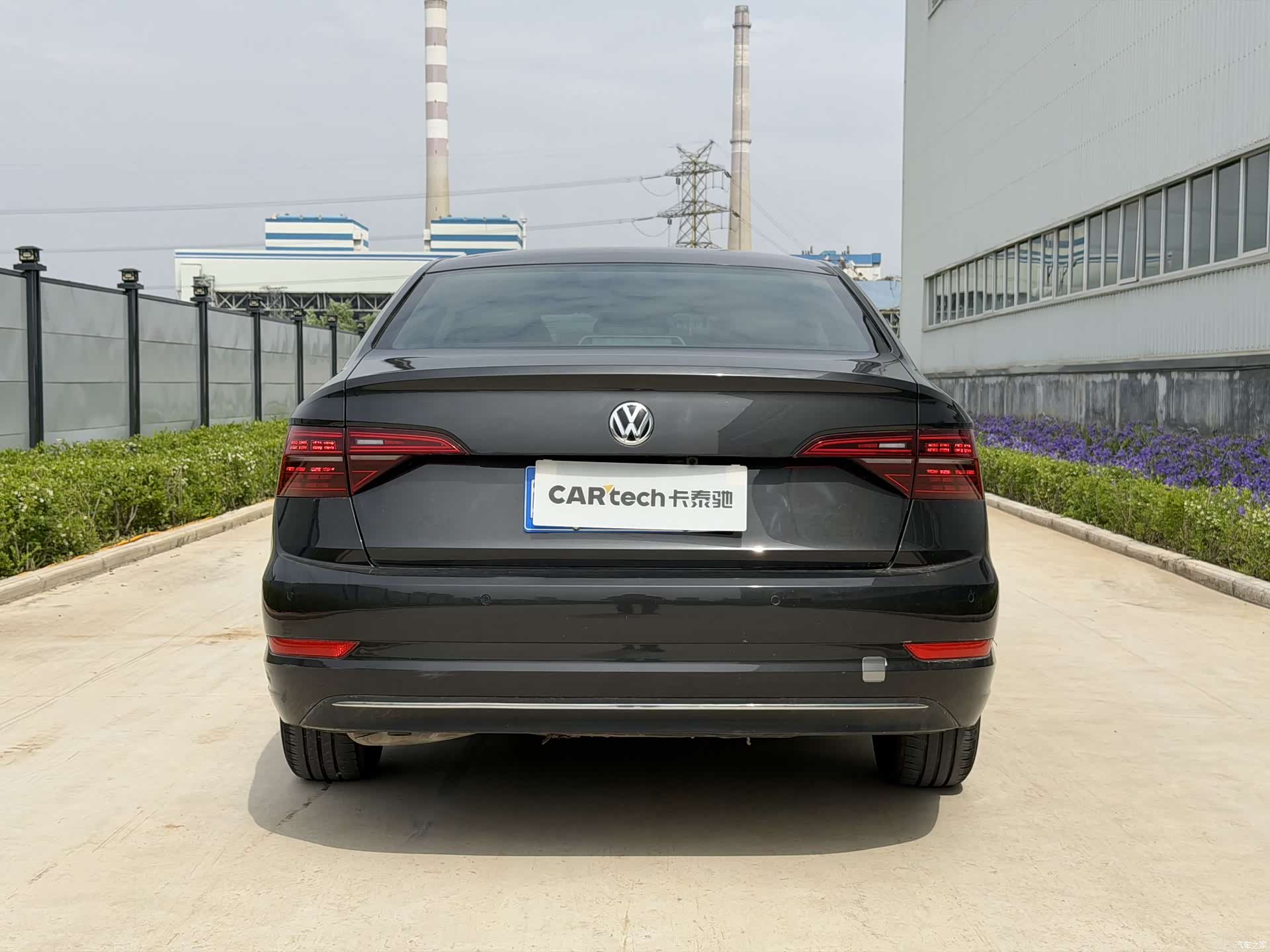 Volkswagen Sagitar, 2020 7