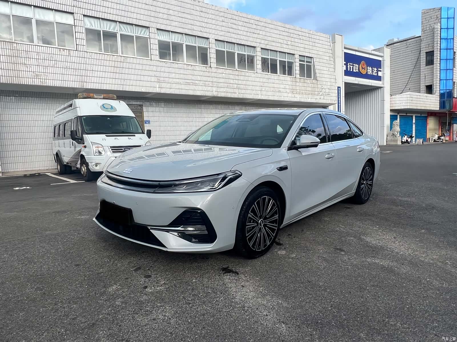 Geely A7, 2025 1