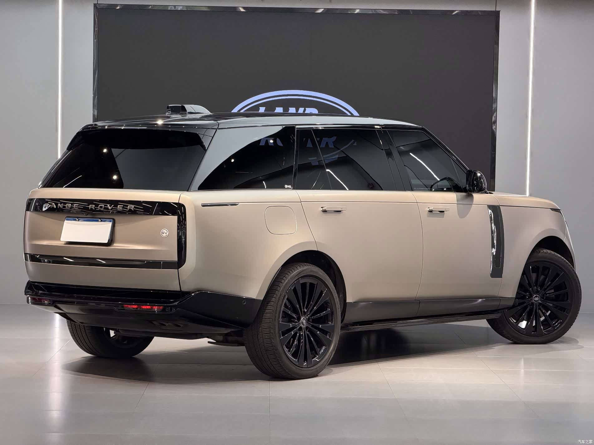 Land Rover Range Rover, 2023 3
