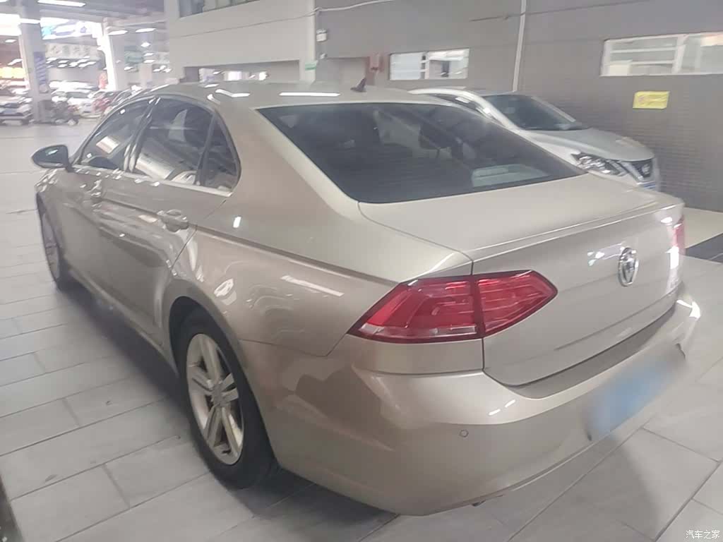 Volkswagen Lamando, 2016 все фото