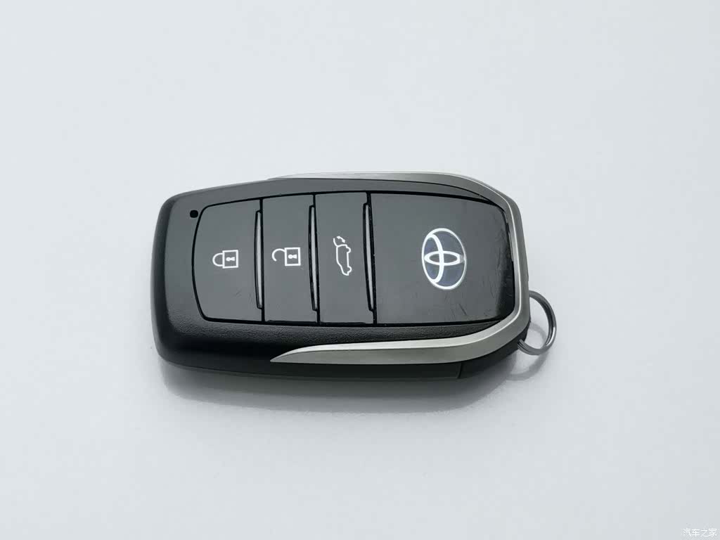 Toyota RAV4, 2022 19