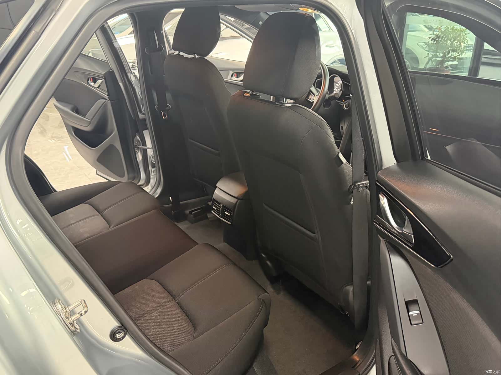 Mazda CX-4, 2021 7