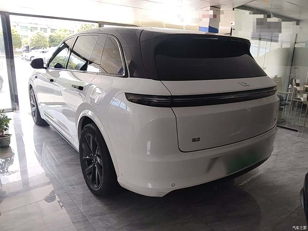 Li Auto L7, 2023 все фото