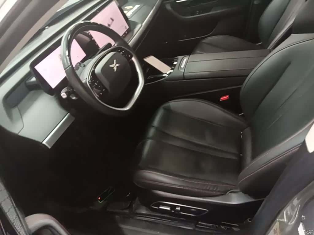 Xpeng P7, 2022 15