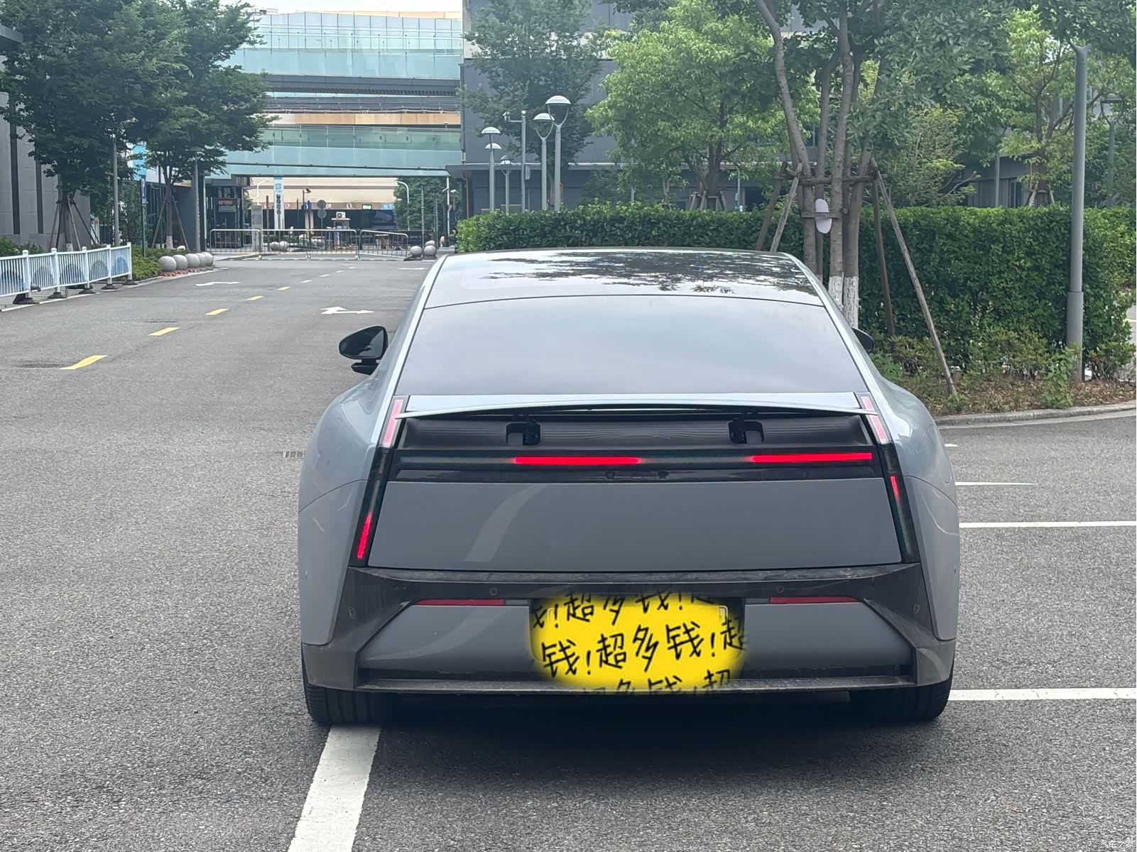 Xpeng P7, 2025 23