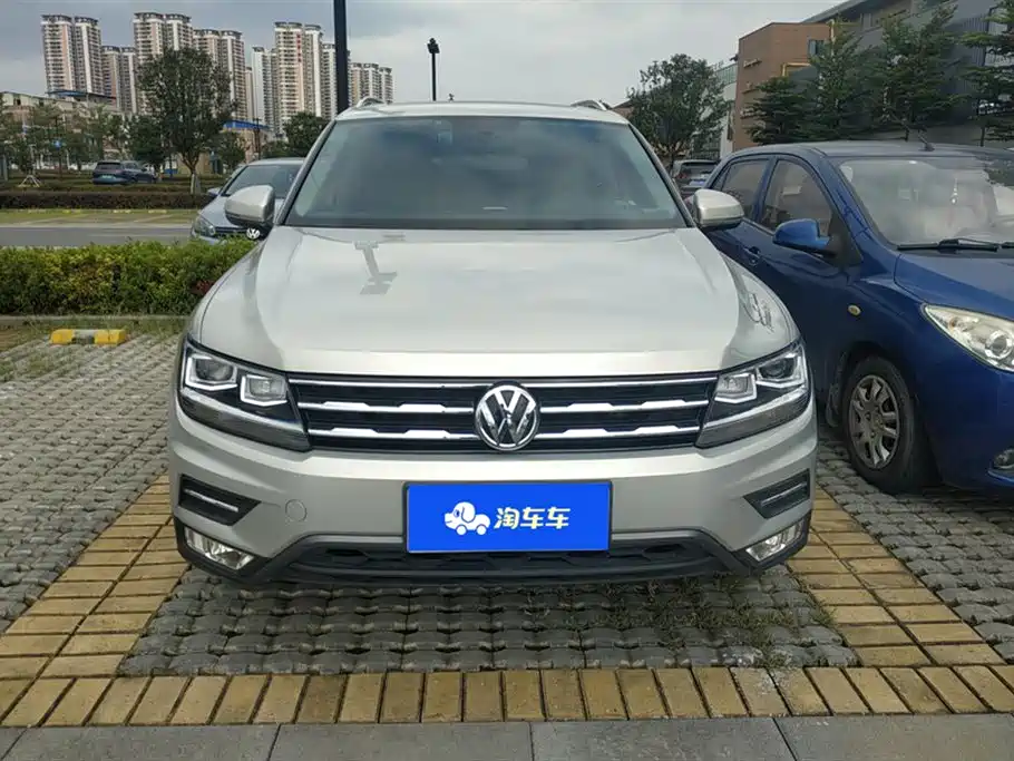 Volkswagen Tiguan L