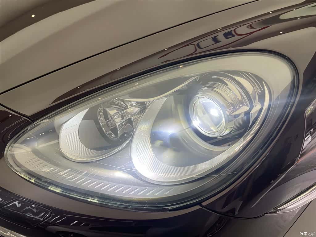 Porsche Cayenne, 2014 11