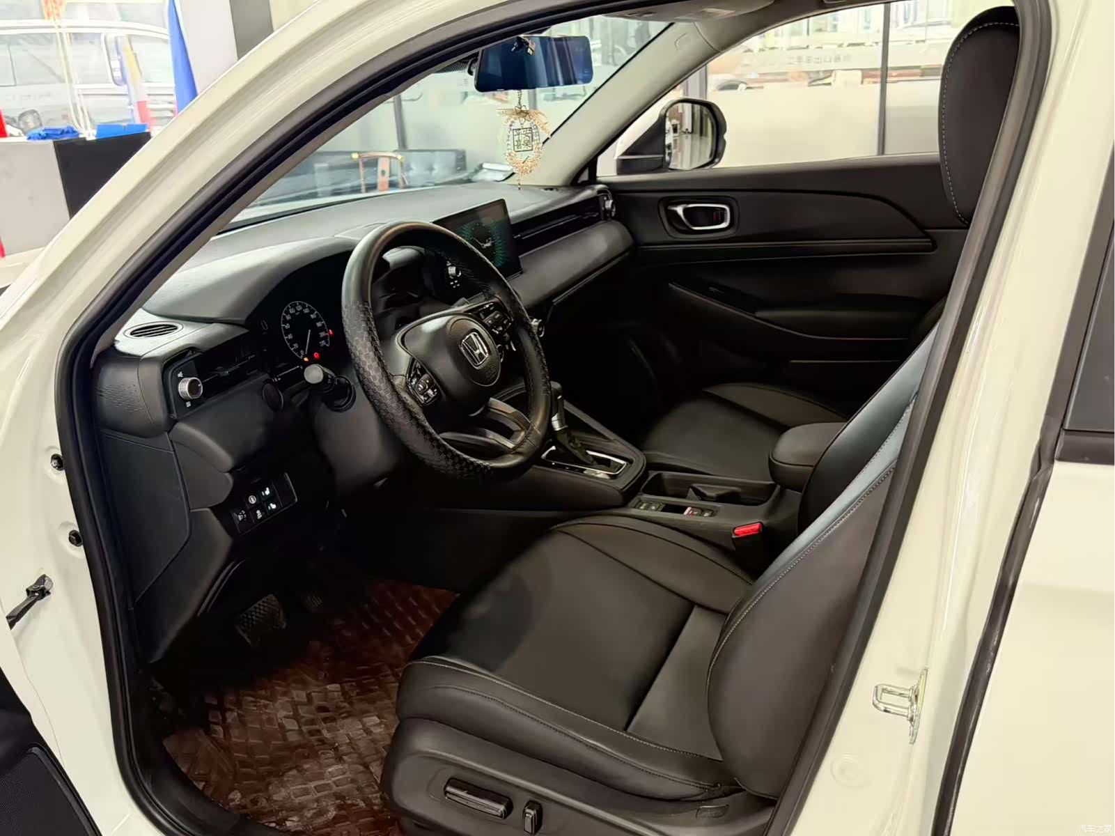 Honda Vezel, 2023 все фото