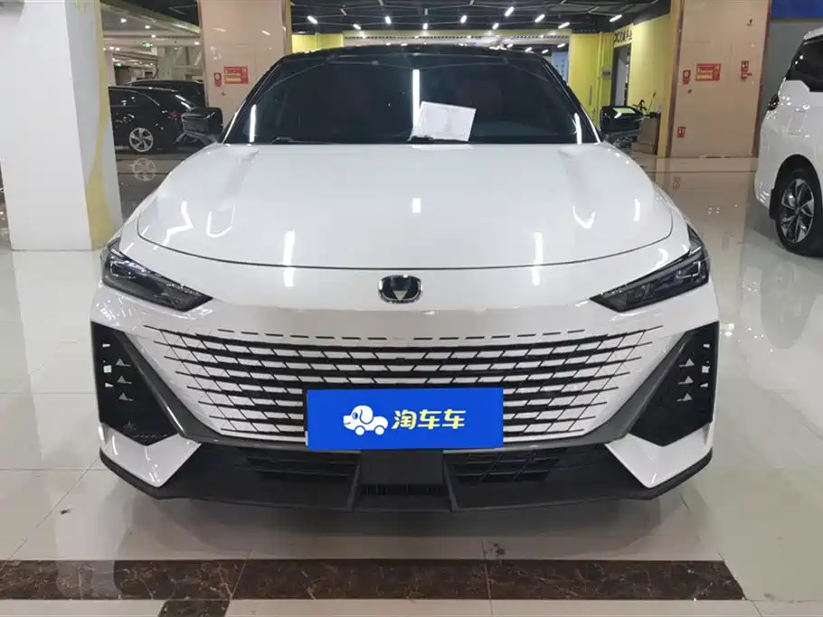 Changan UNI-V