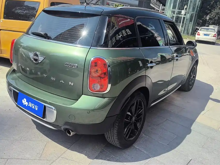 MINI COUNTRYMAN