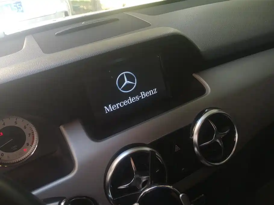 Mercedes-Benz GLK class