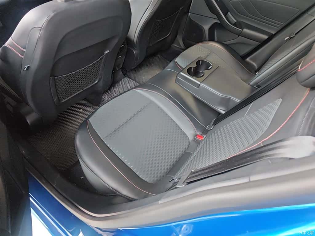 Ford Focus, 2020 17