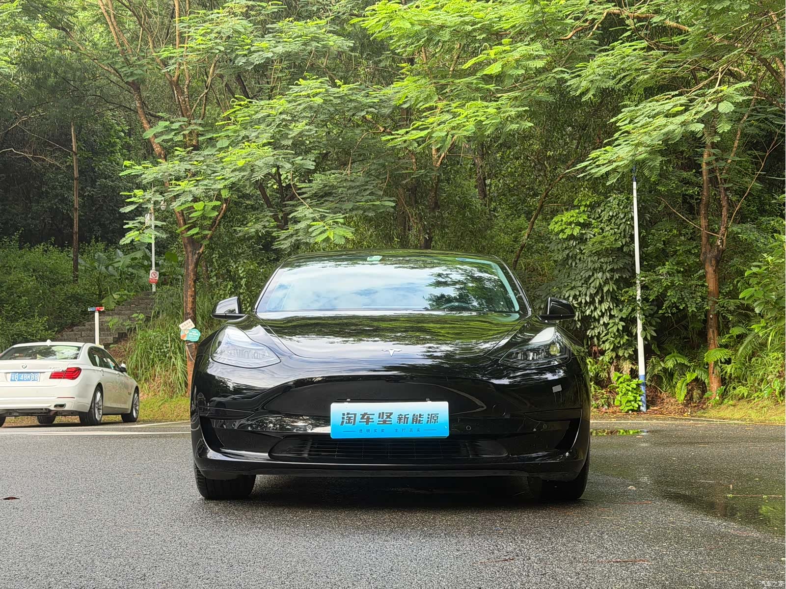 Tesla Model 3, 2023 4