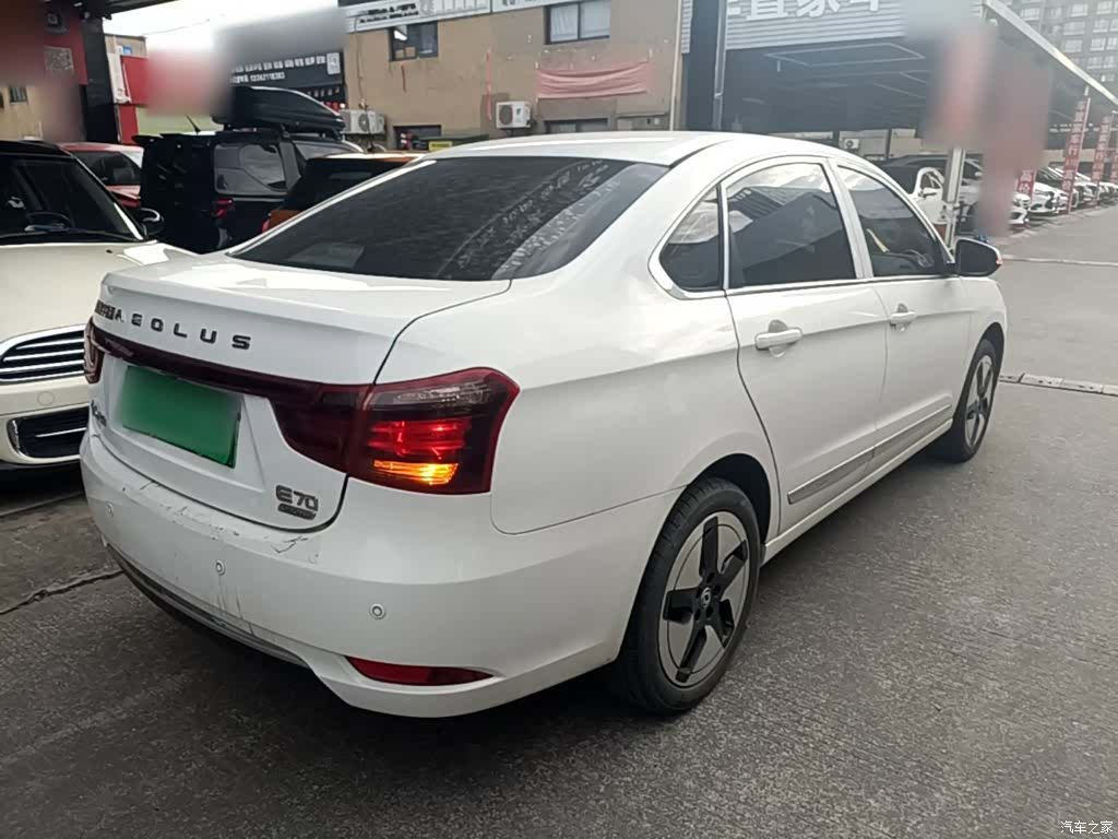 DongFeng E70, 2022 7