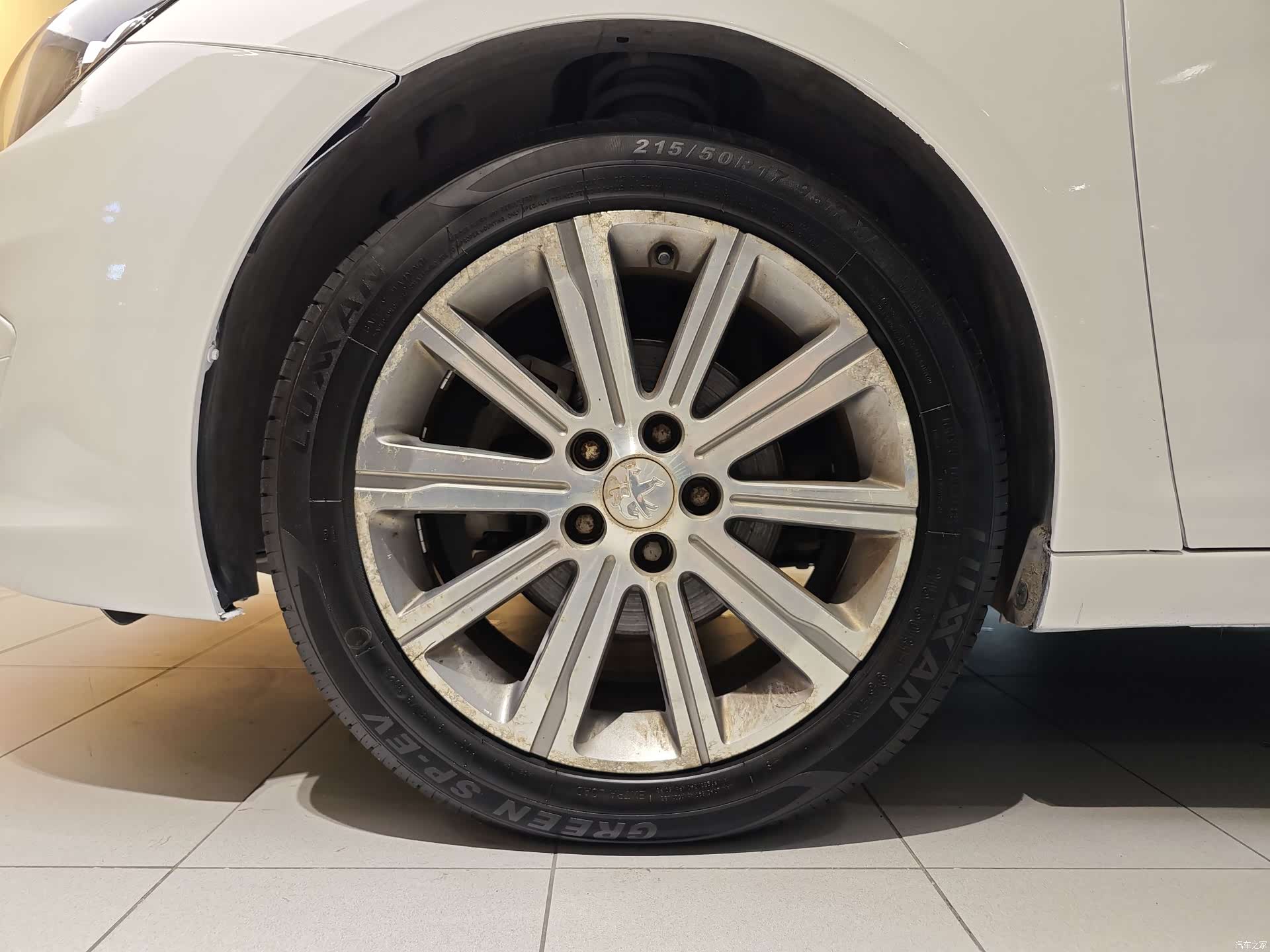 Peugeot 408, 2016 6