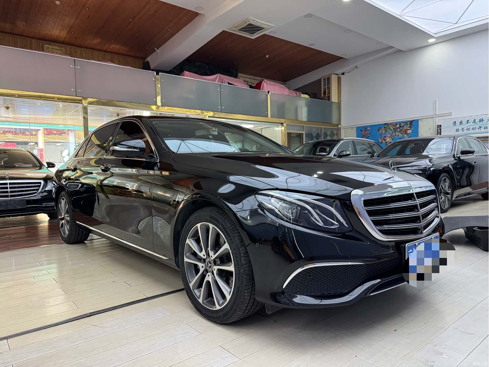 Mercedes-Benz E-Class, 2019 3