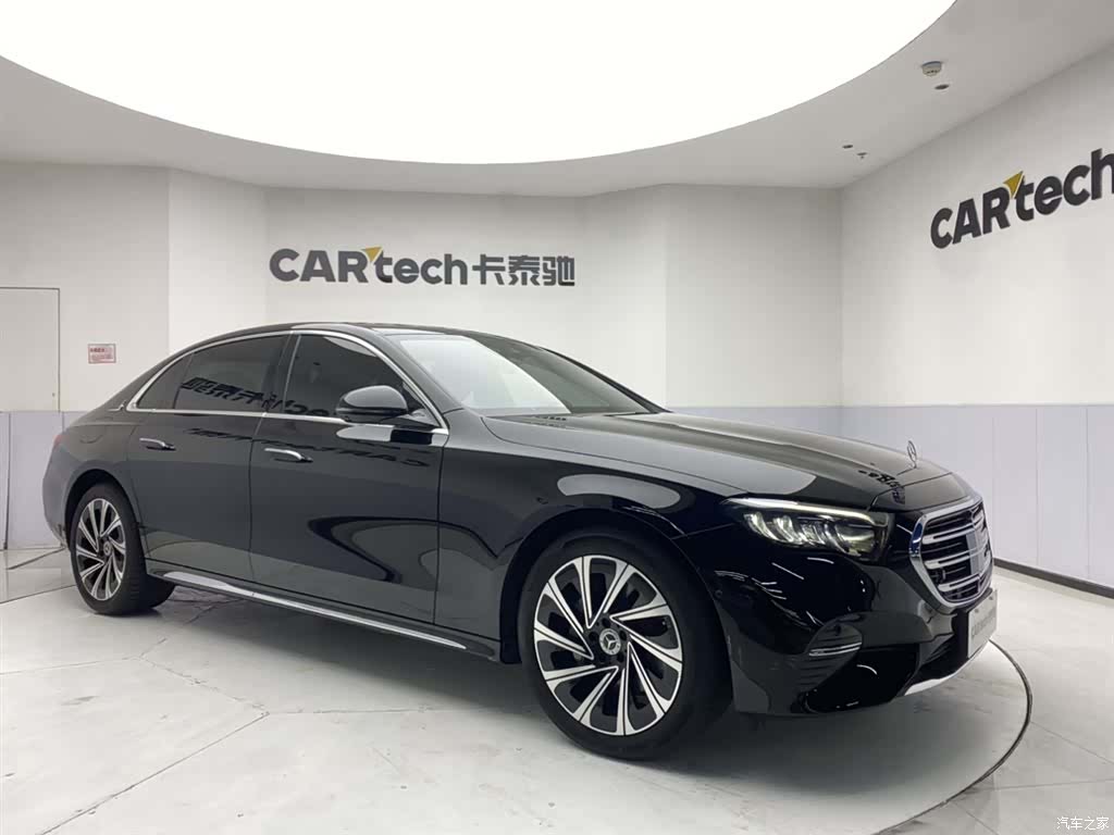 Mercedes-Benz E-Class, 2024 2