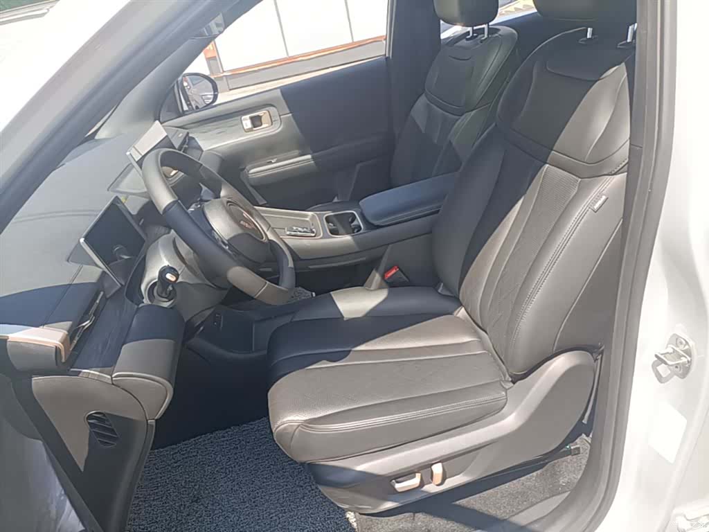 Wuling Starlight, 2025 15