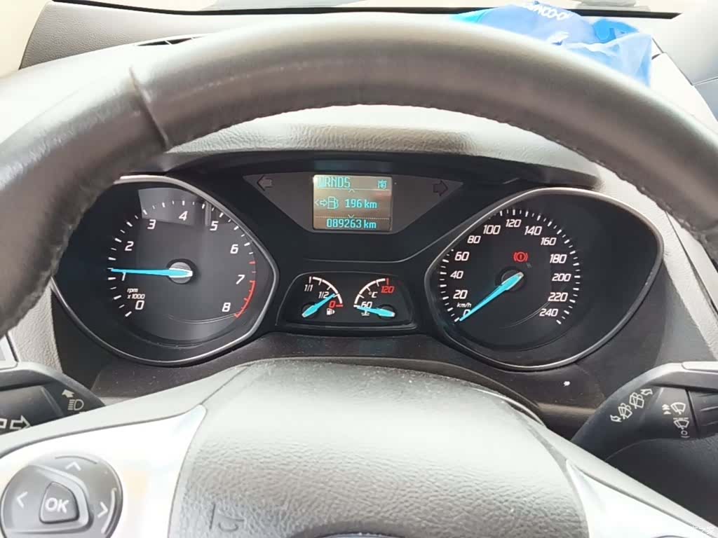 Ford Kuga, 2014 12