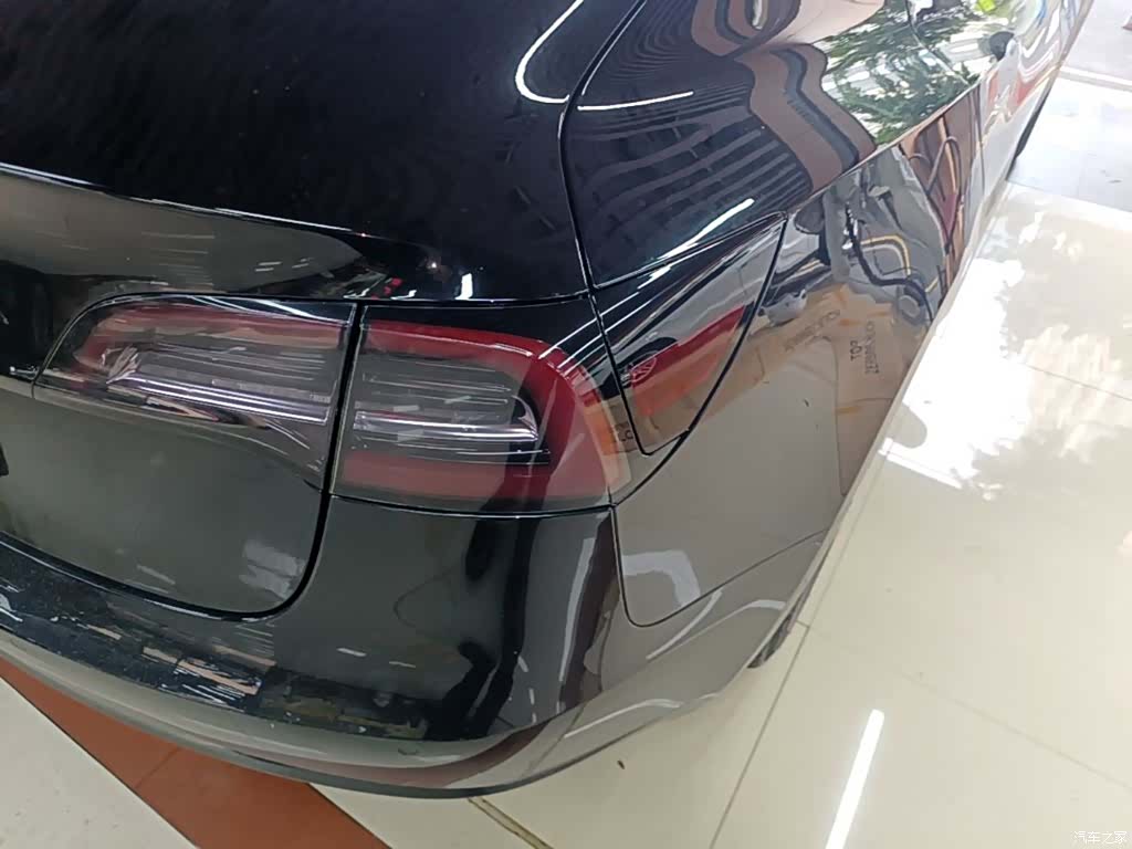 Tesla Model 3, 2020 8