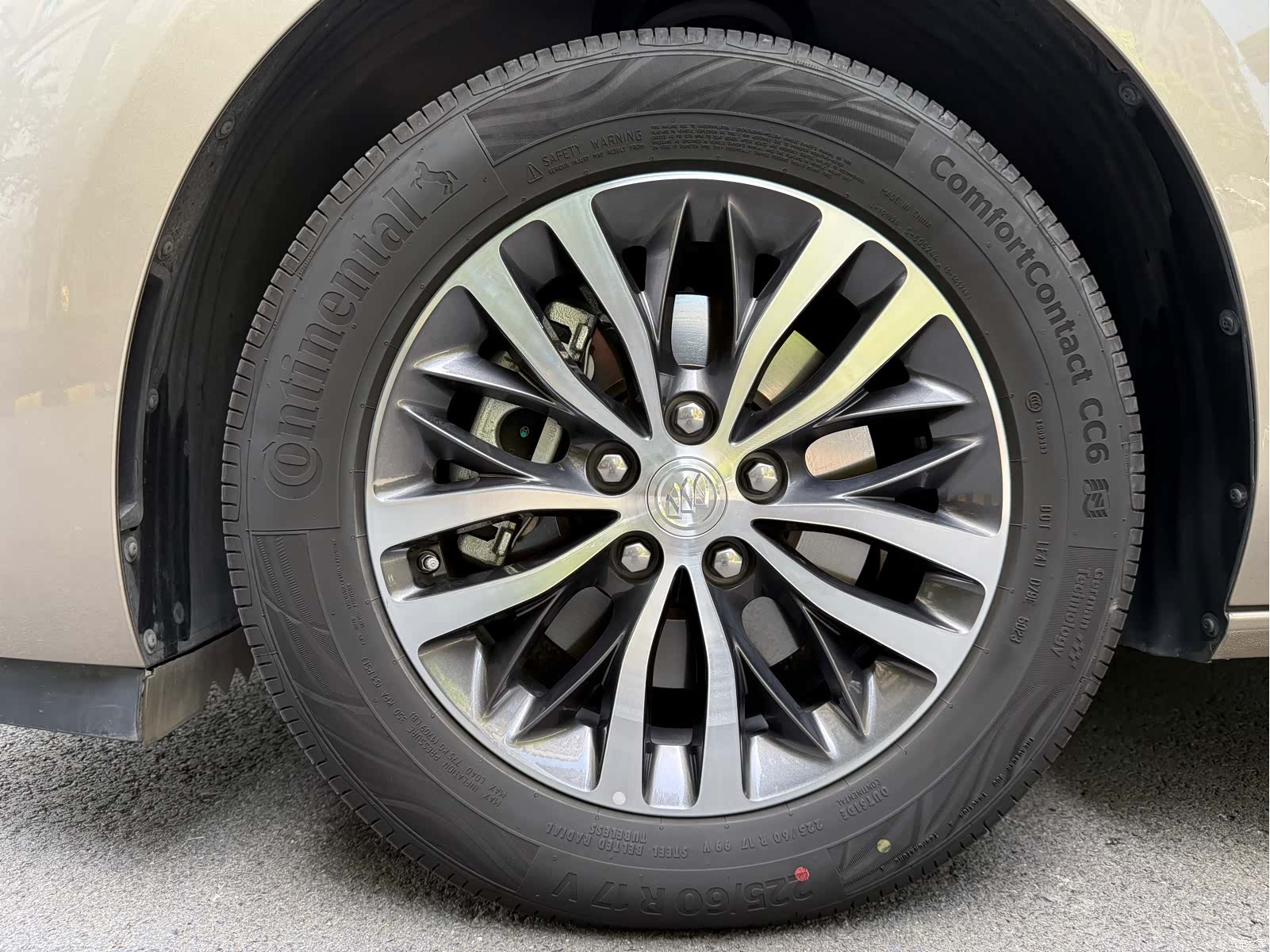 Buick GL8, 2024 11