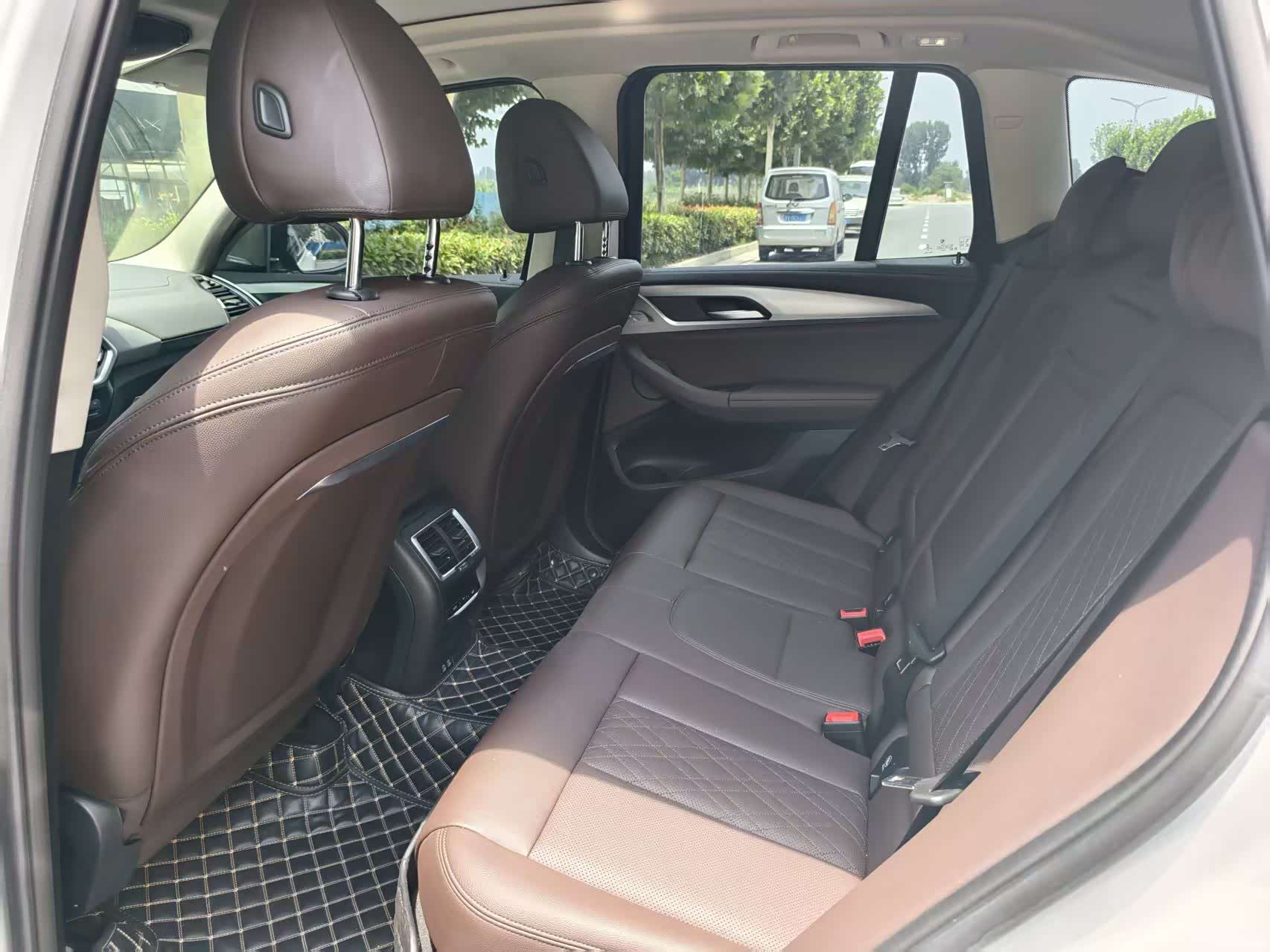 BMW iX3, 2022 6