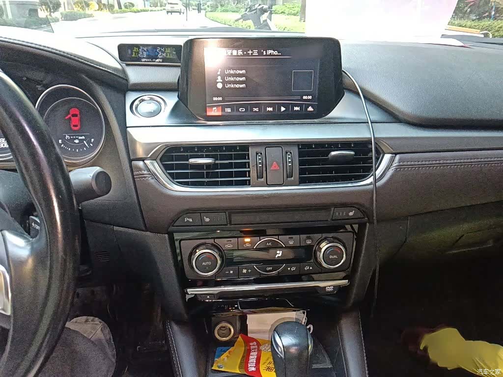 Mazda Atenza, 2017 6