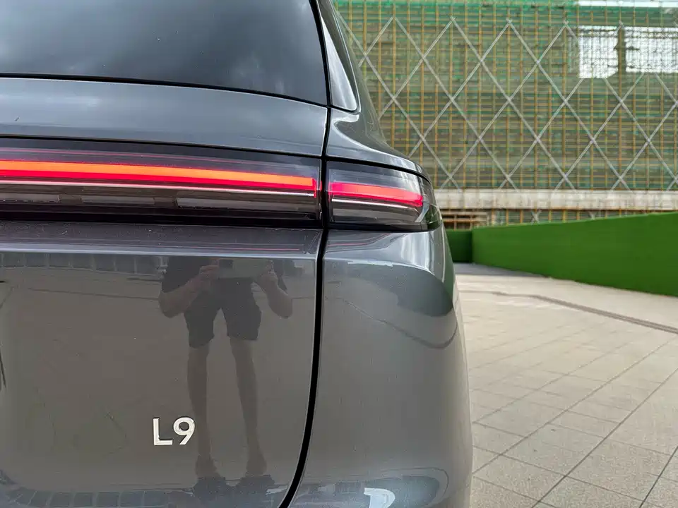 Li Auto Ideal L9