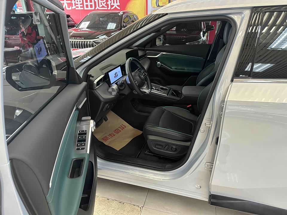 Trumpchi Shadow cool