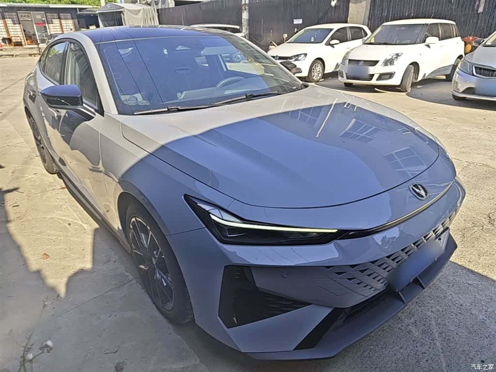 Changan UNI-V, 2024 4