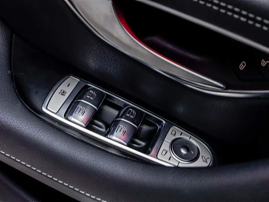 Mercedes-Benz CLS Mercedes-Benz CLS