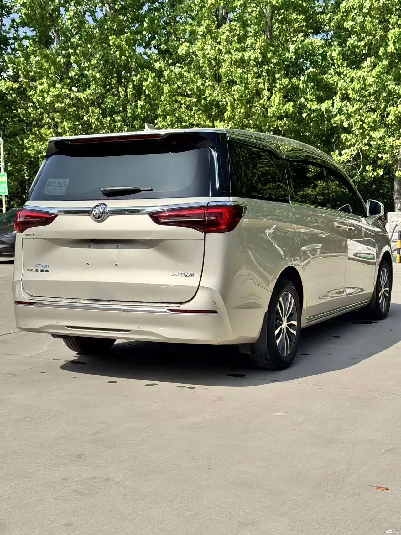 Buick GL8, 2022 все фото