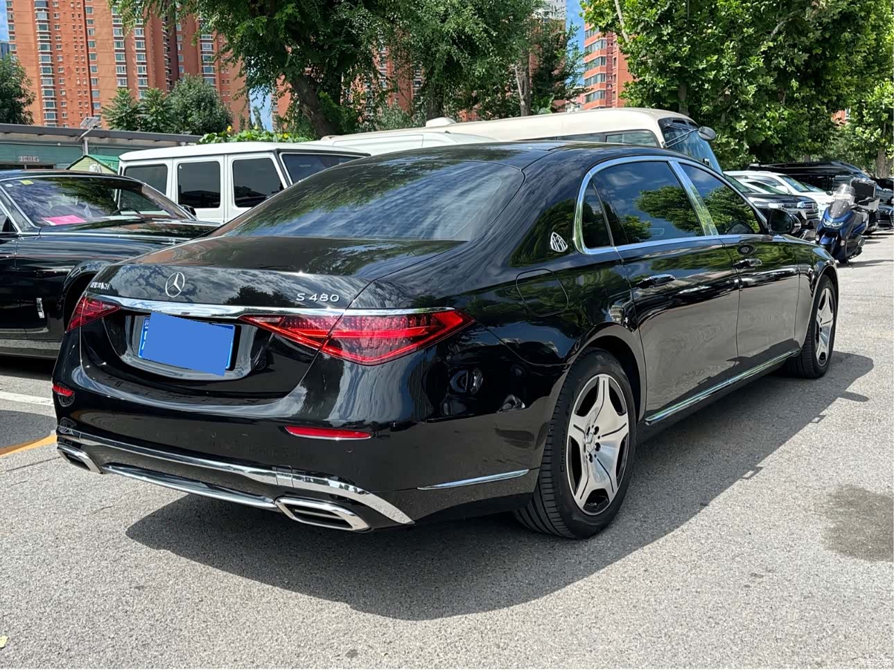 Maybach S-Class, 2023 4