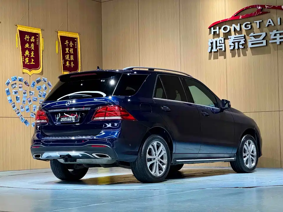 Mercedes-Benz GLE Mercedes-Benz GLE