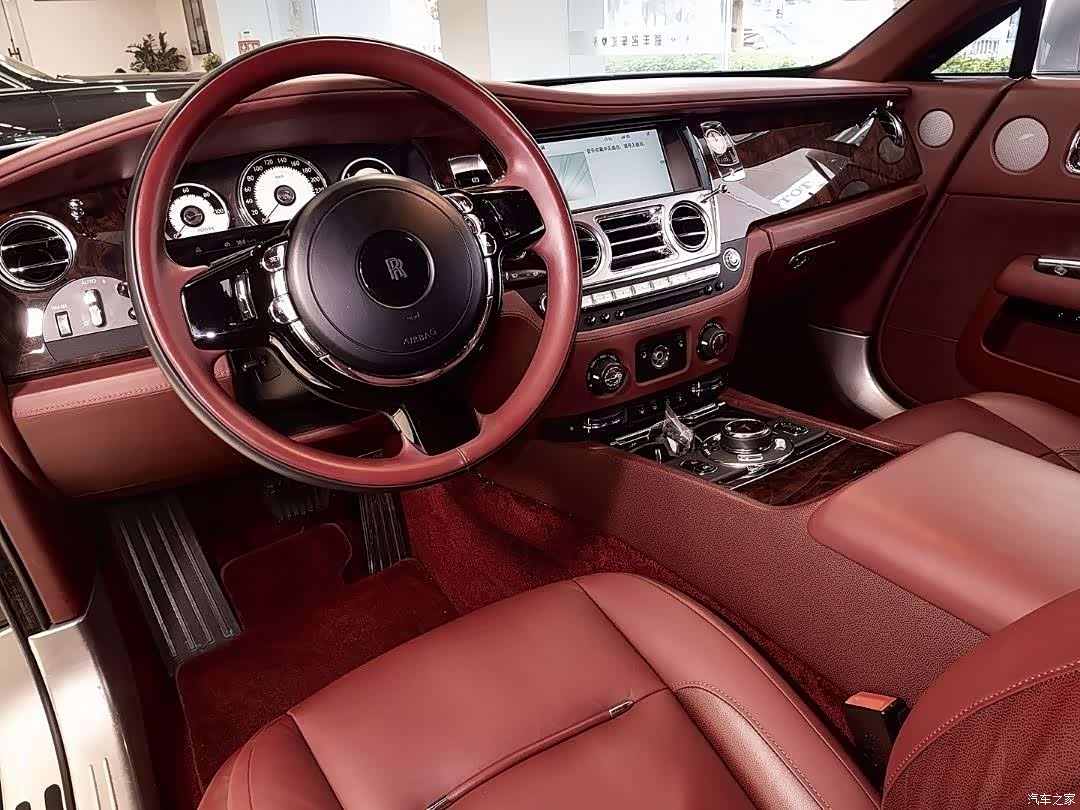 Rolls-Royce Wraith, 2015 4