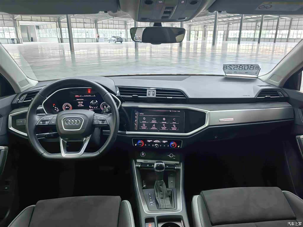 Audi Q3, 2023 11