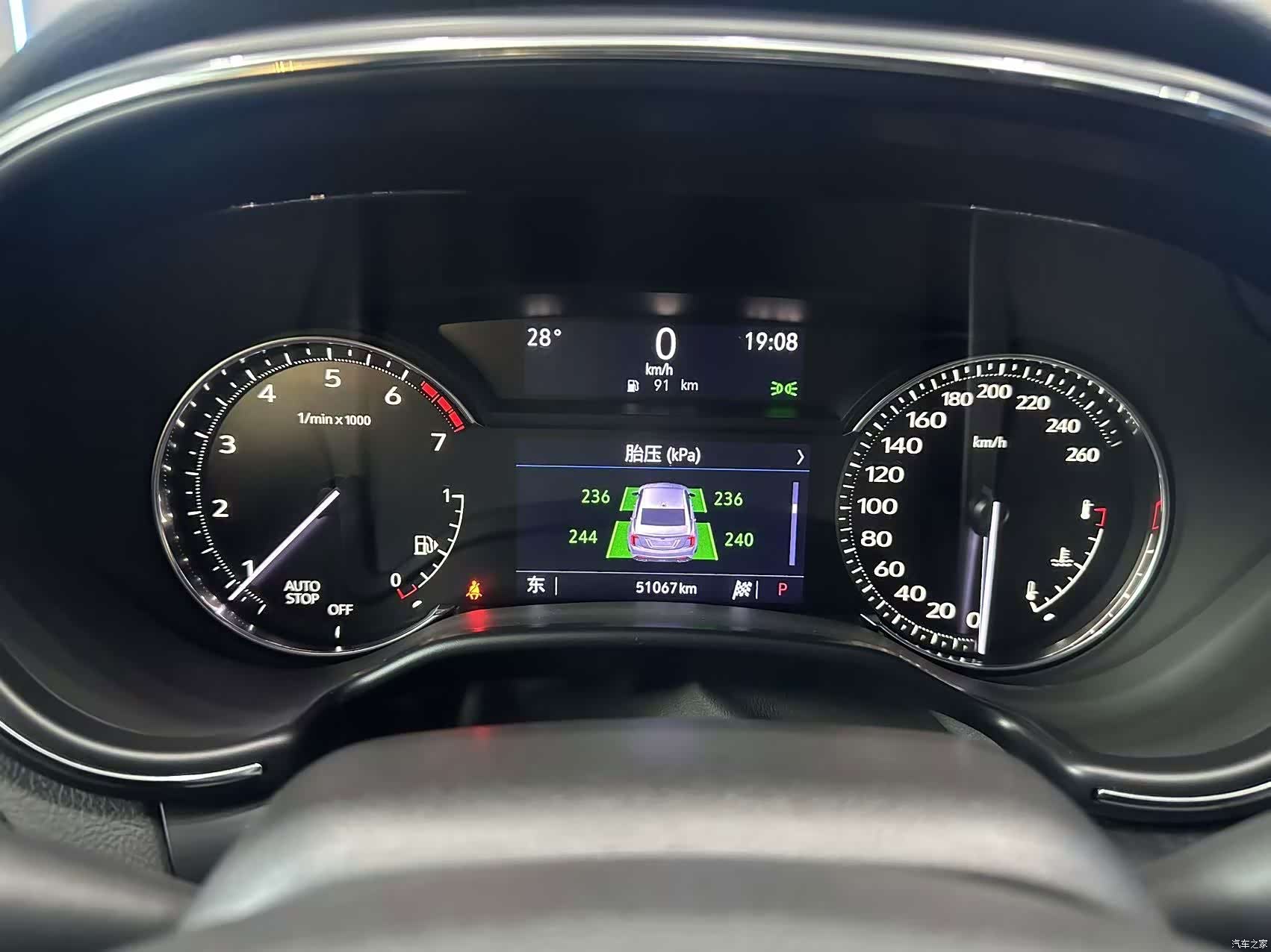 Cadillac CT5, 2022 12