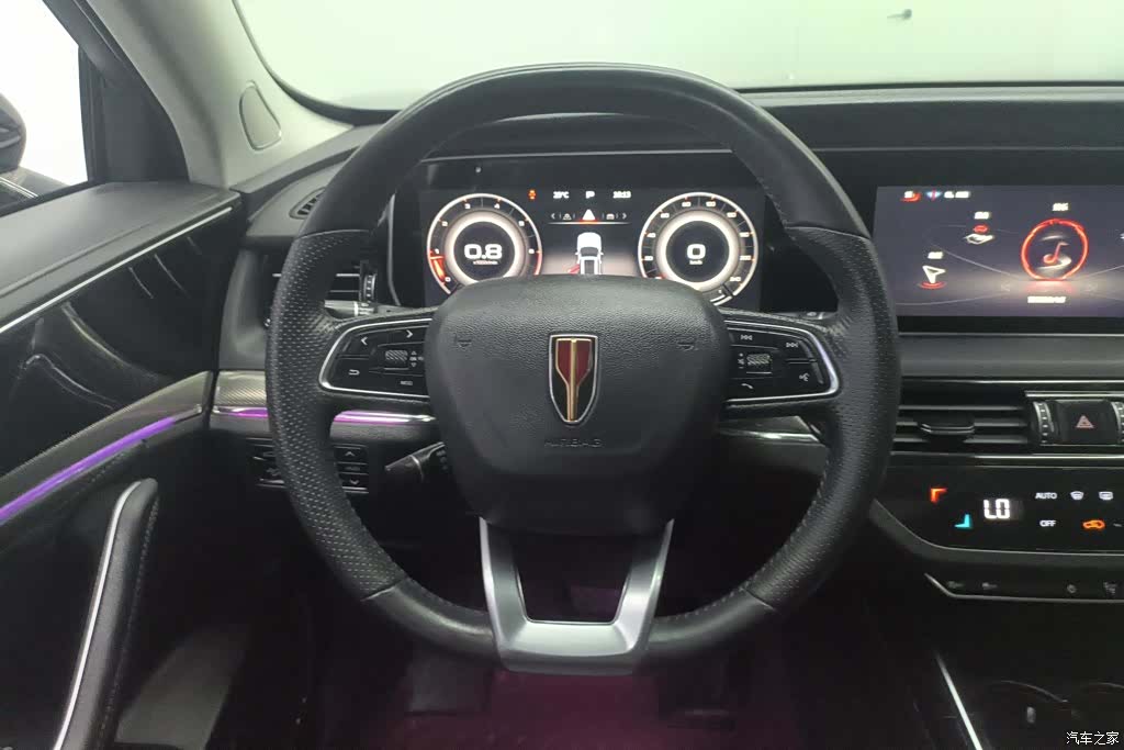 Hongqi HS5, 2022 15