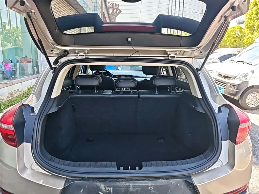 Geely Emgrand, 2018 19