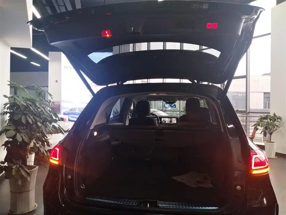 Mercedes-Benz GLE Mercedes-Benz GLE