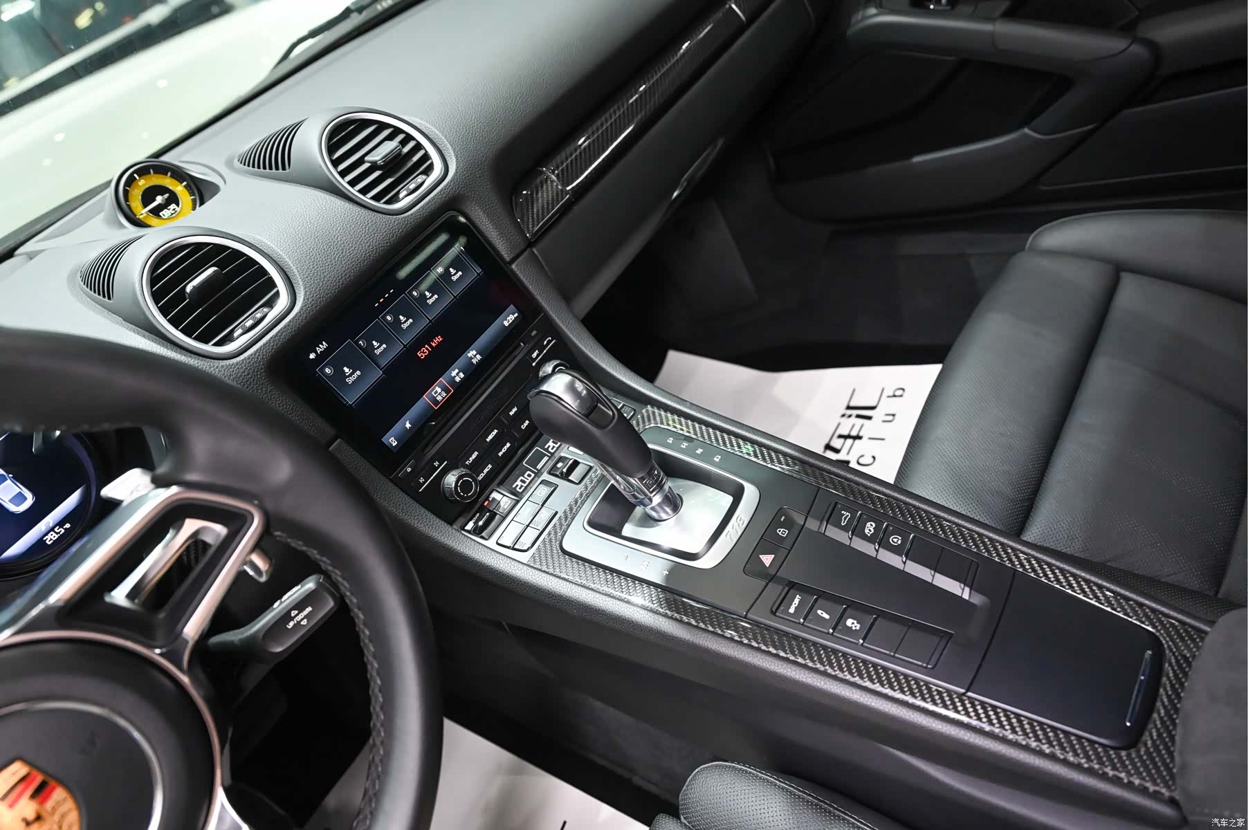 Porsche Cayman, 2019 16