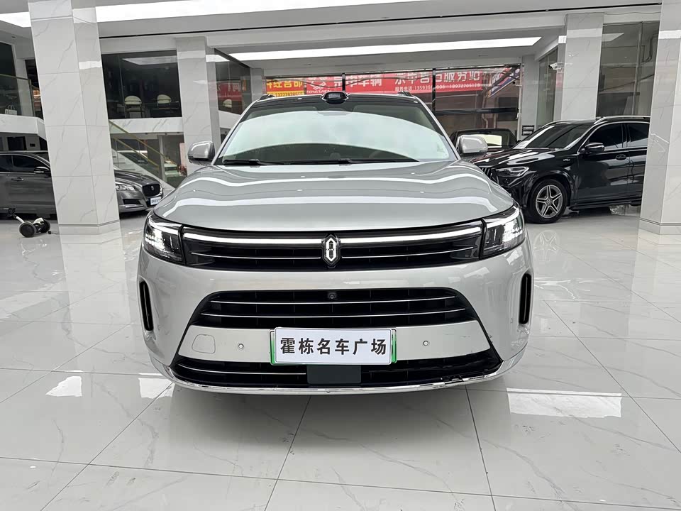 AITO Ask the world M7