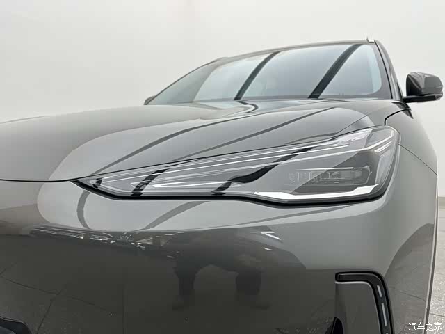 Geely Galaxy E5, 2025 18