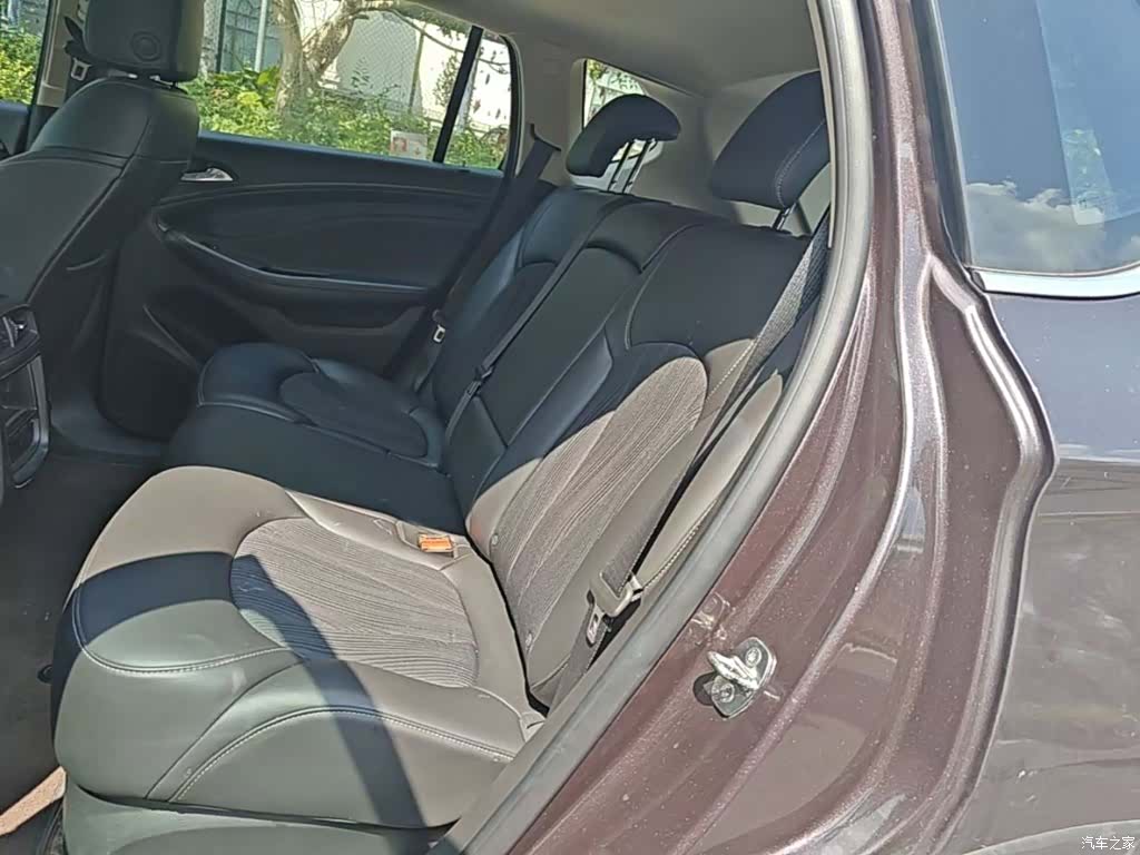 Buick Envision Plus, 2017 17
