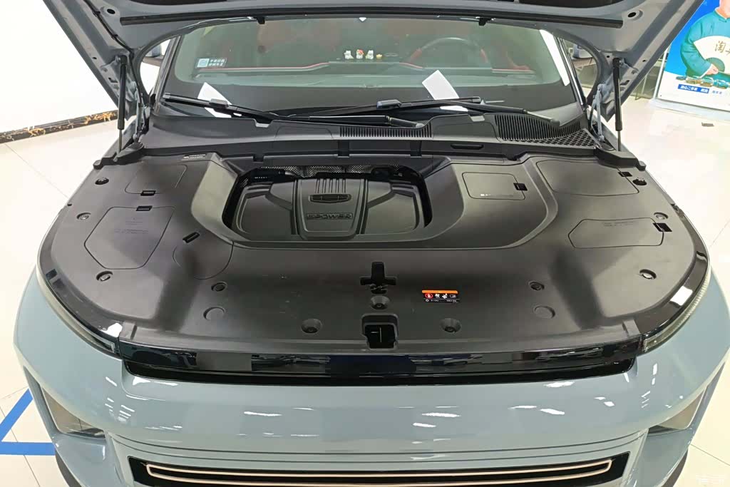 Geely Icon, 2022 10