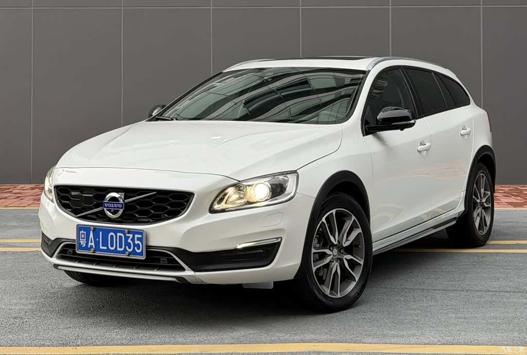 Volvo V60, 2018 1